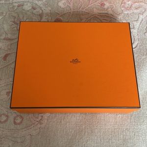 Medium Hermes box